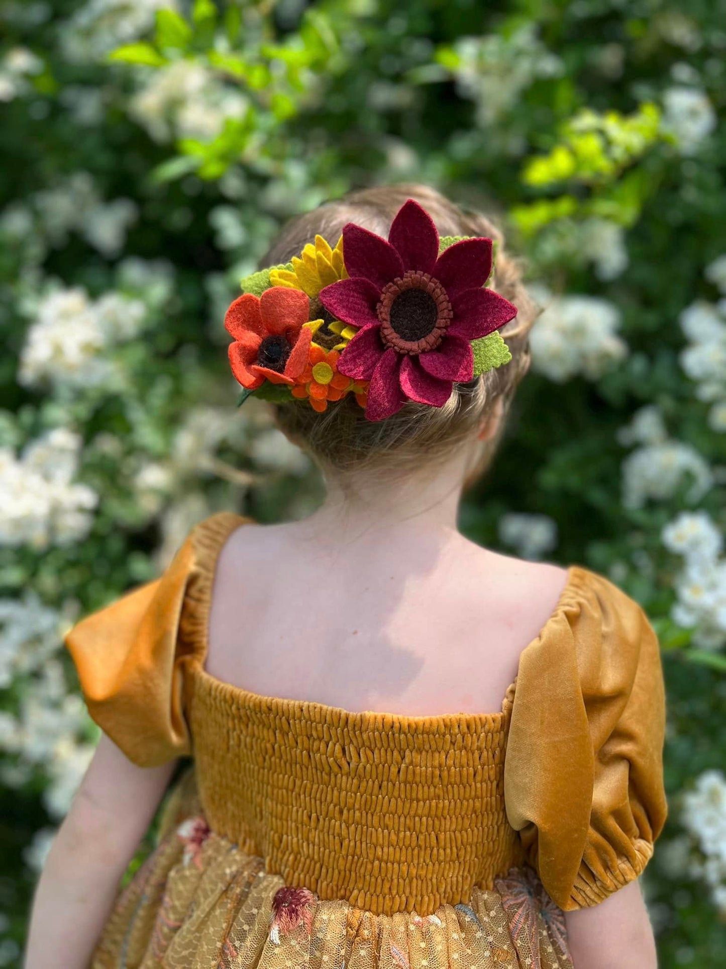 Moulin Rouge Sunflower Cluster