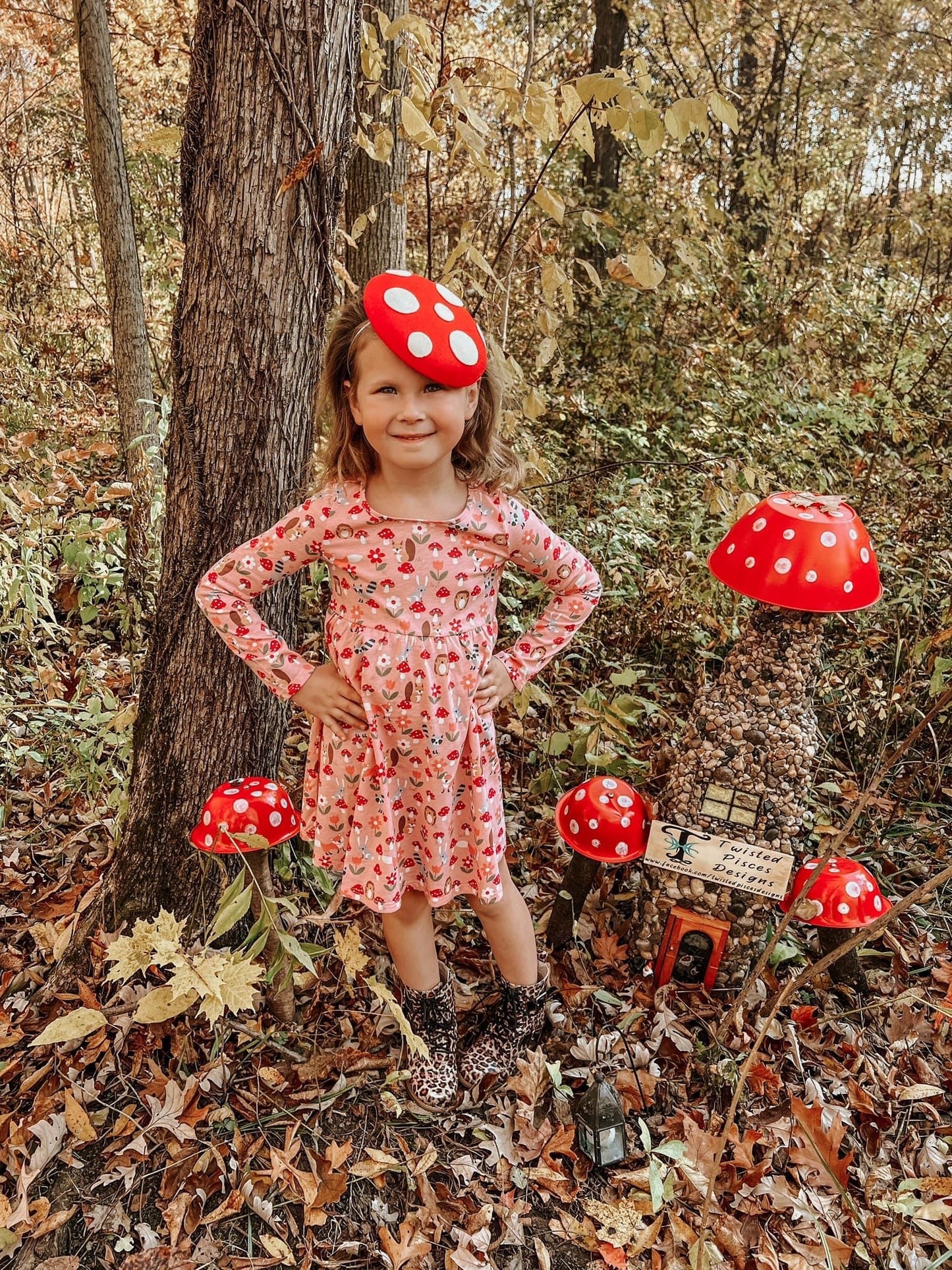 Red fungi Friend