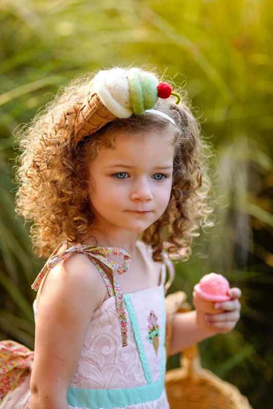 Side Ice Cream Fascinator