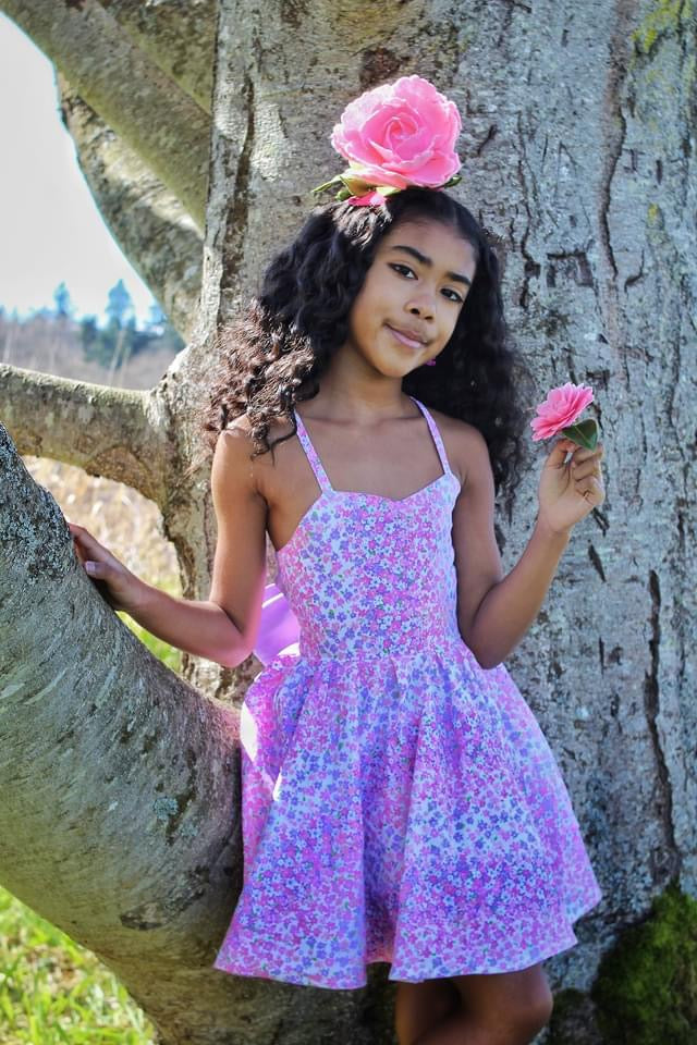 Dahlia Fascinator