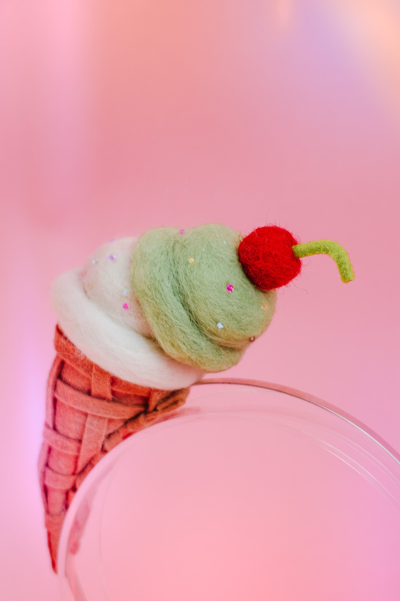 Side Ice Cream Fascinator