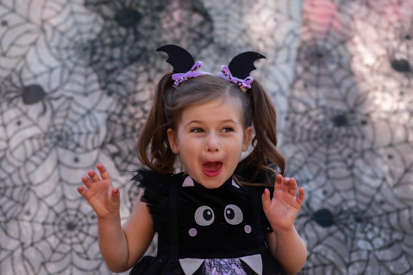 Hallo- Scream Bat clip set