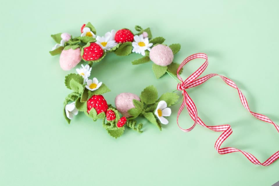 Strawberry Pink & Red Berries