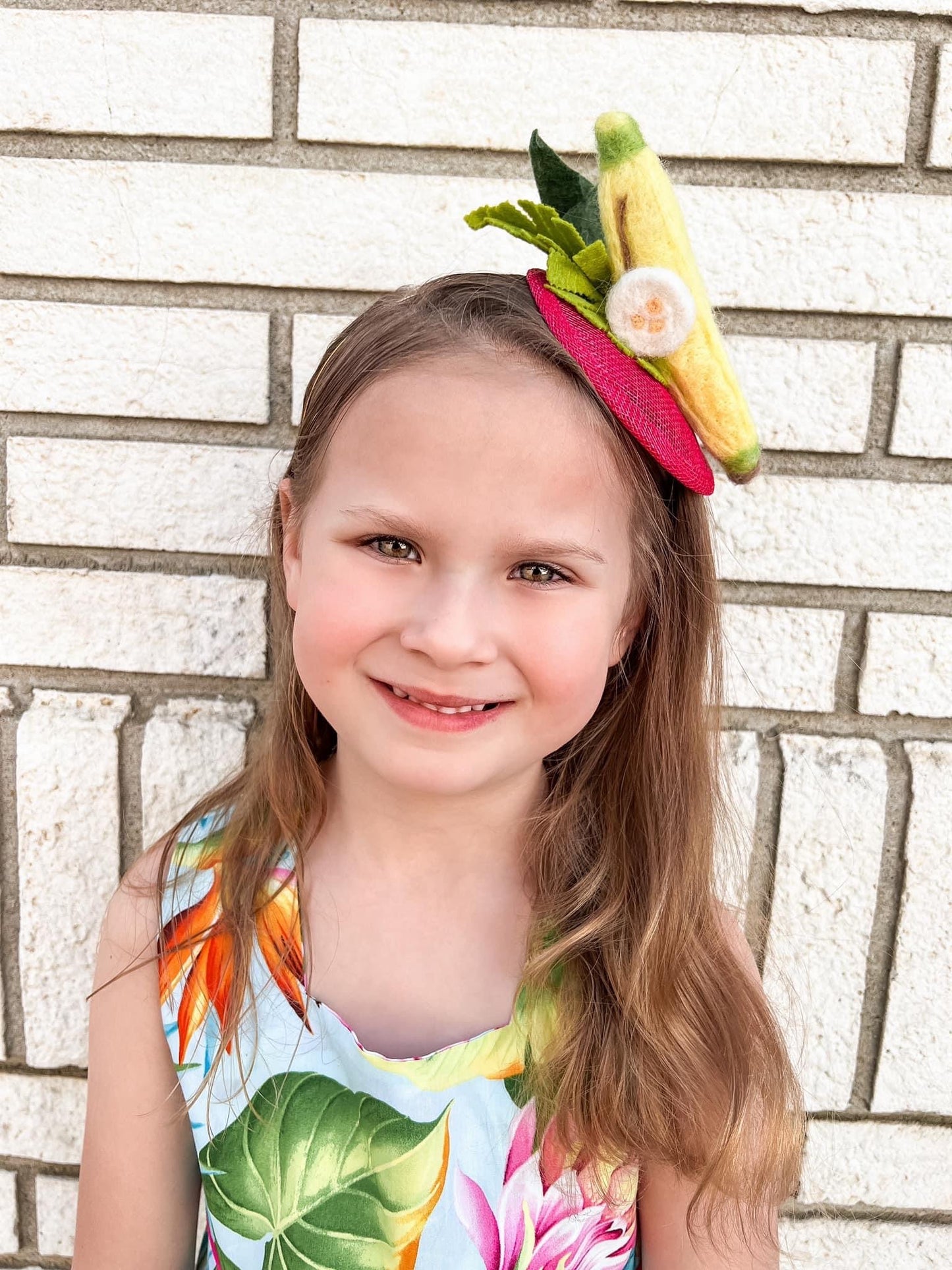 It's B A N A N A S Fascinator