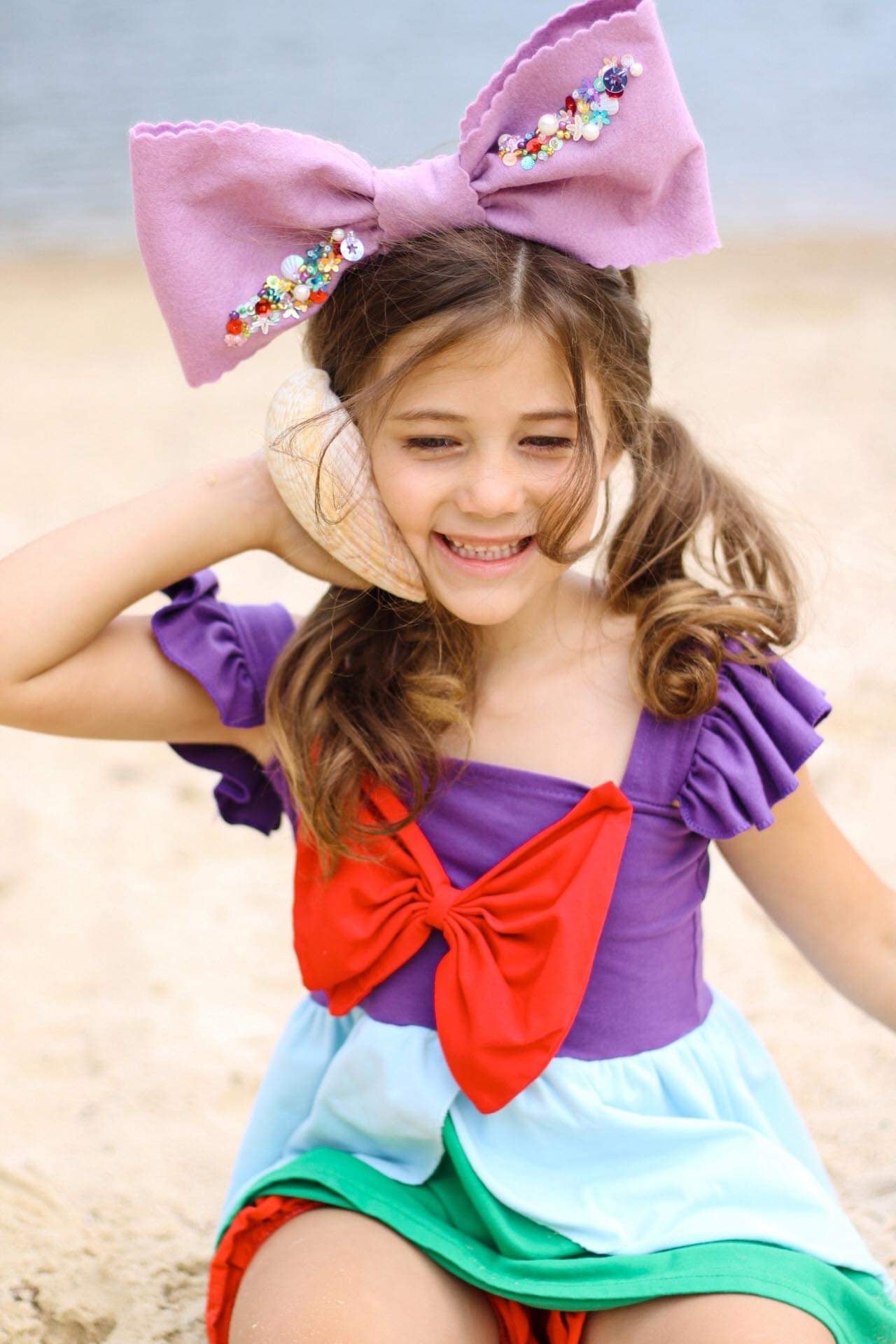 Oversize Scalloped Mermaid Bow Fascinator