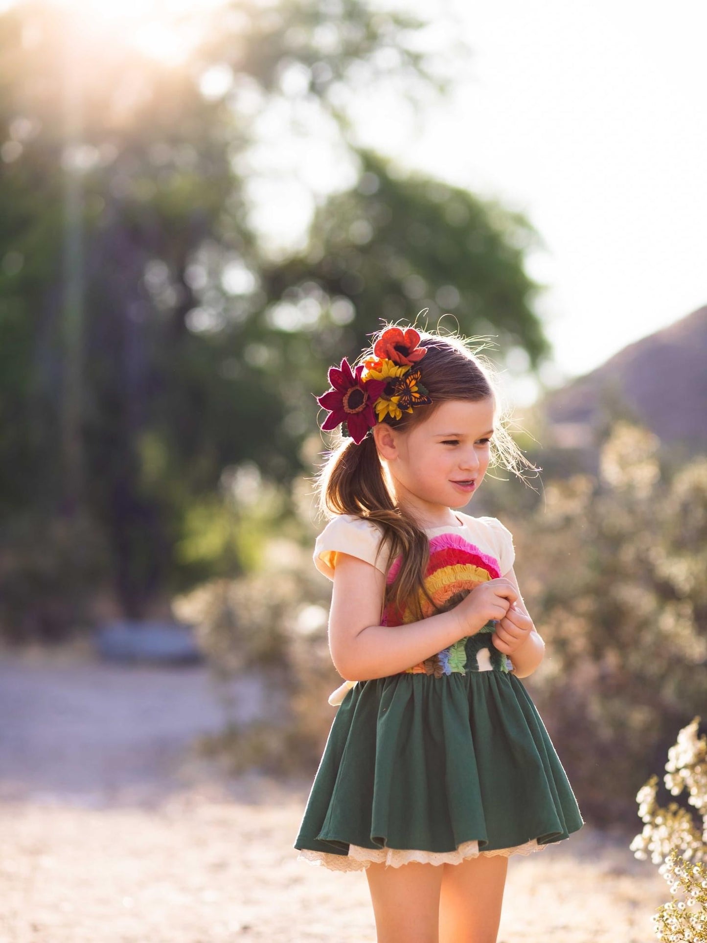 Chocolate Sunflower & Mammoth Grey-Stripe Girasol cluster