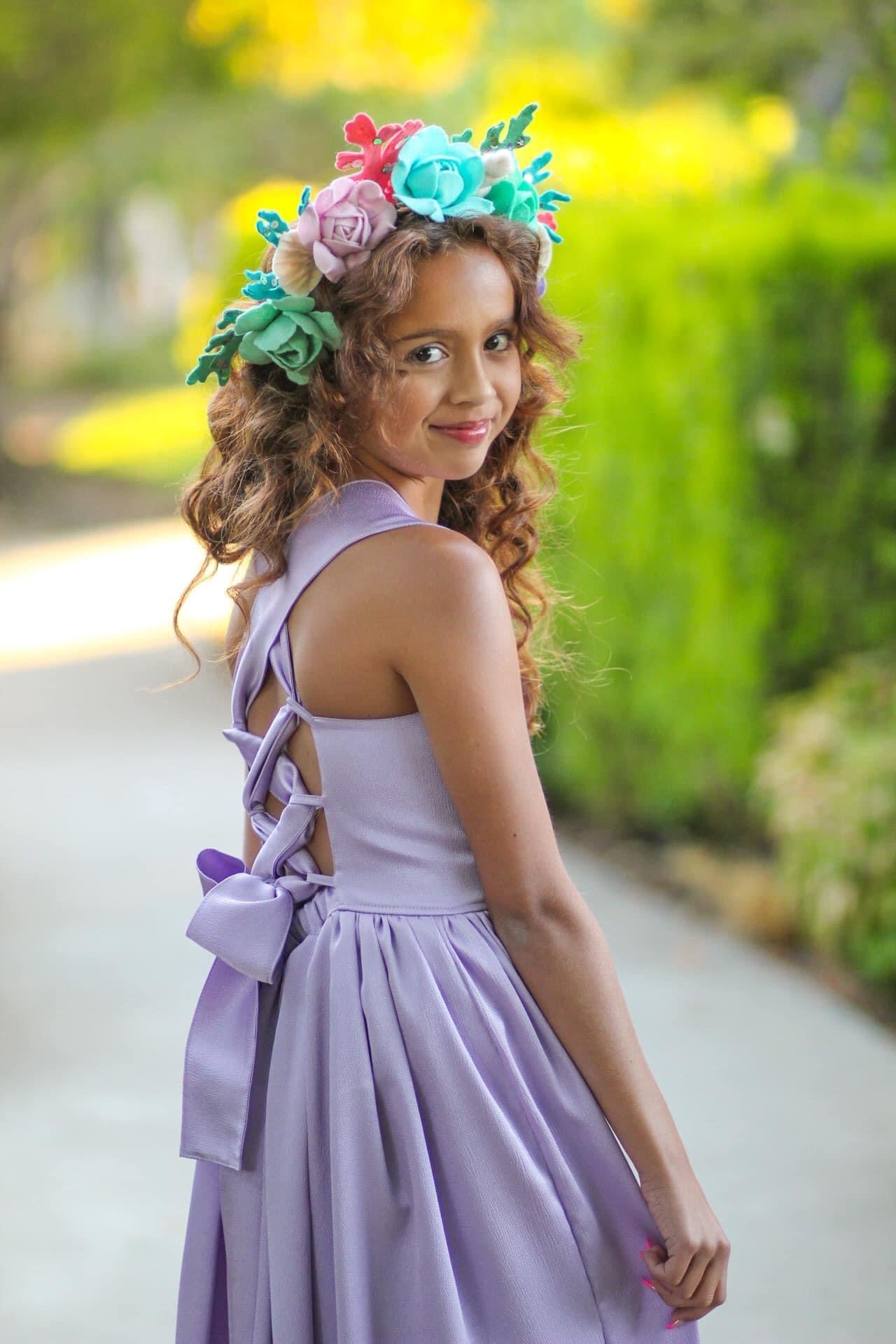 Oversize Scalloped Mermaid Bow Fascinator