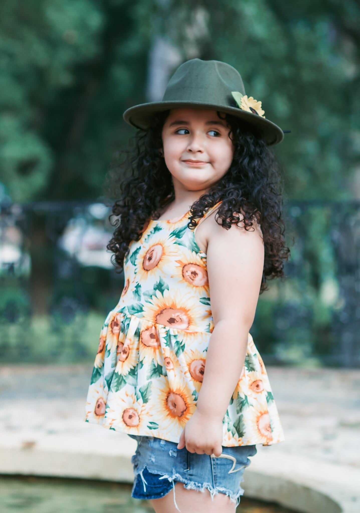 Nanala Petite Sunflower Pin