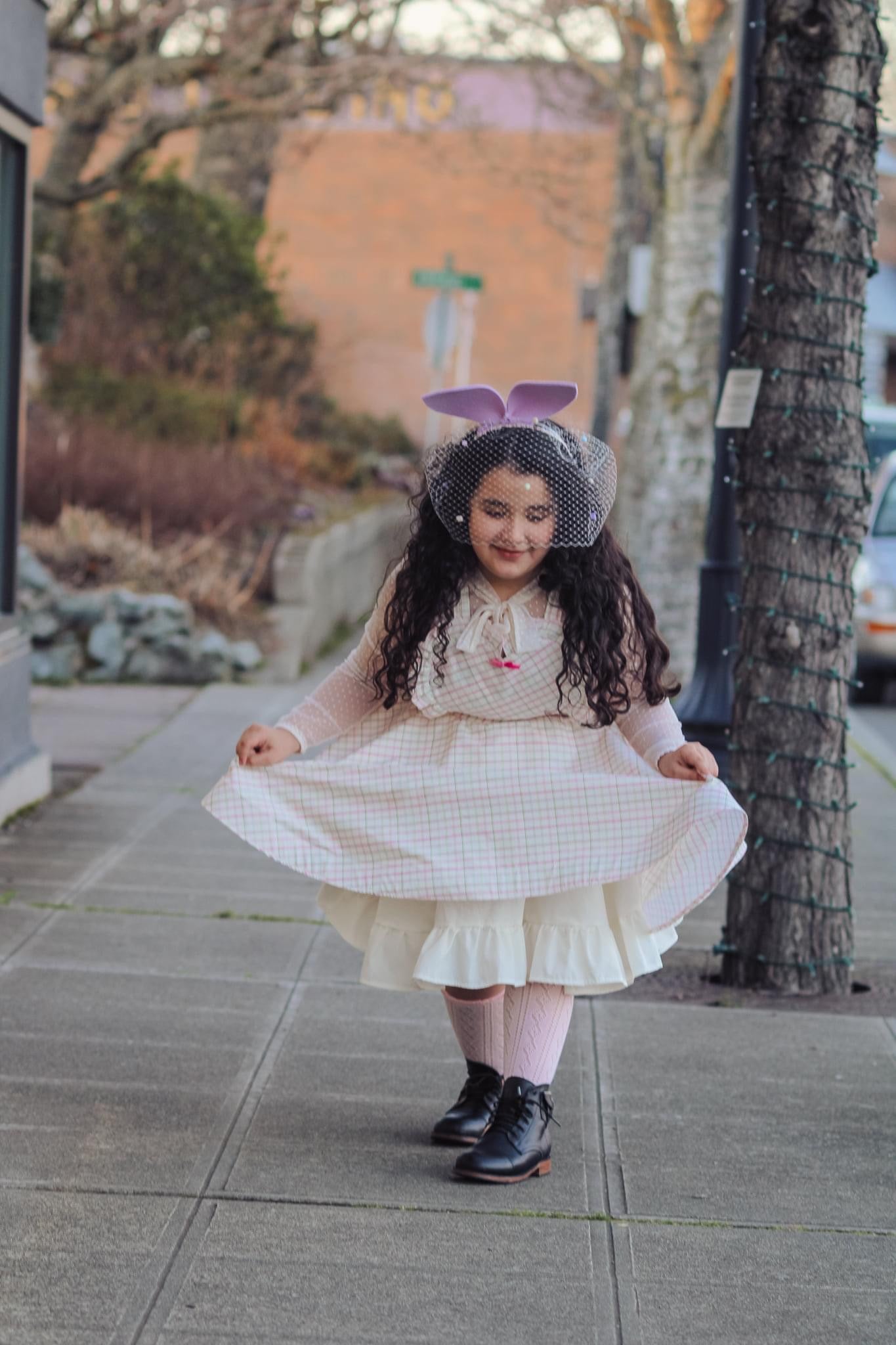 Oversize Statement Bow Piece
