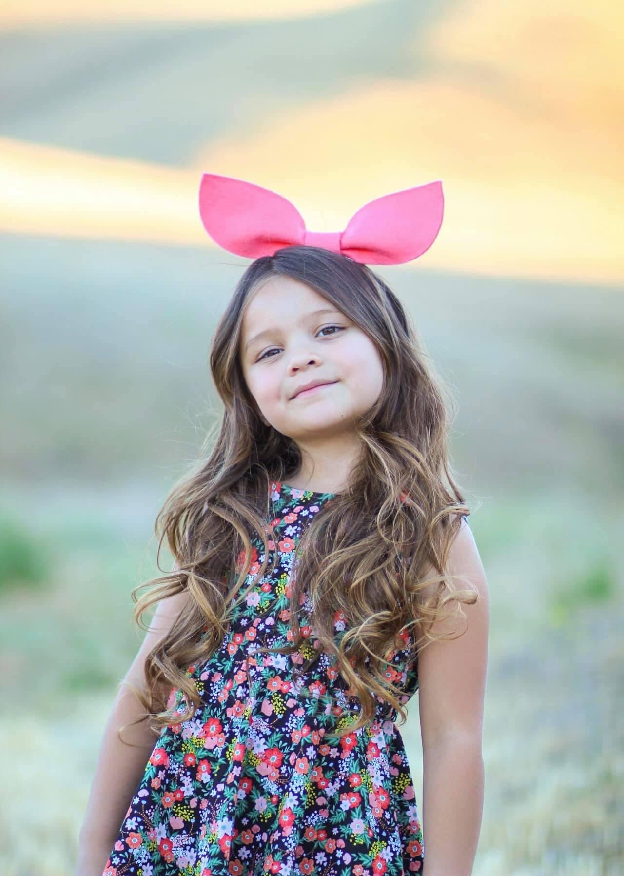 Olivia Coral bow