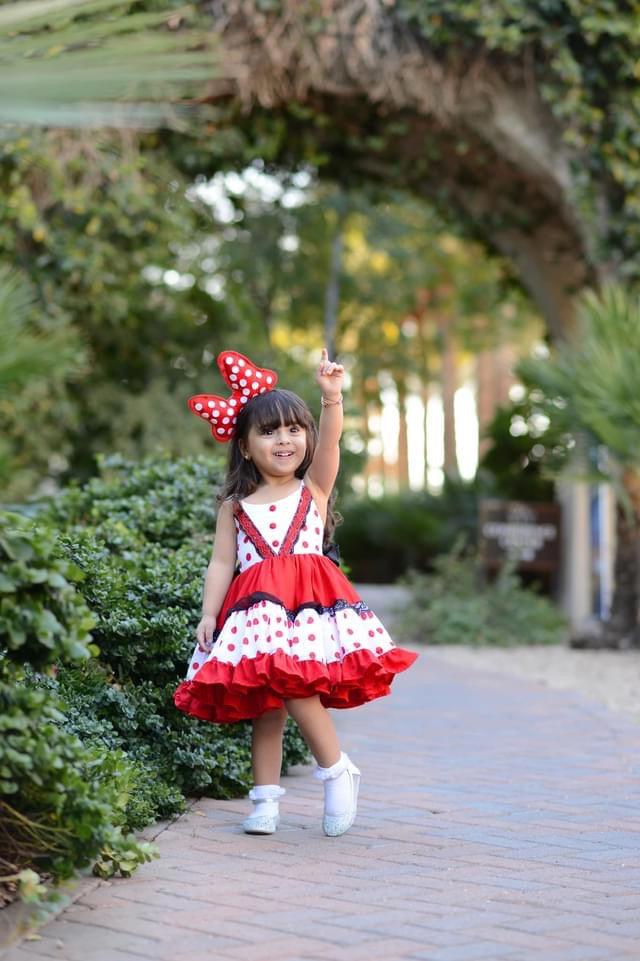 Big Classic MM Polka Dot Bow