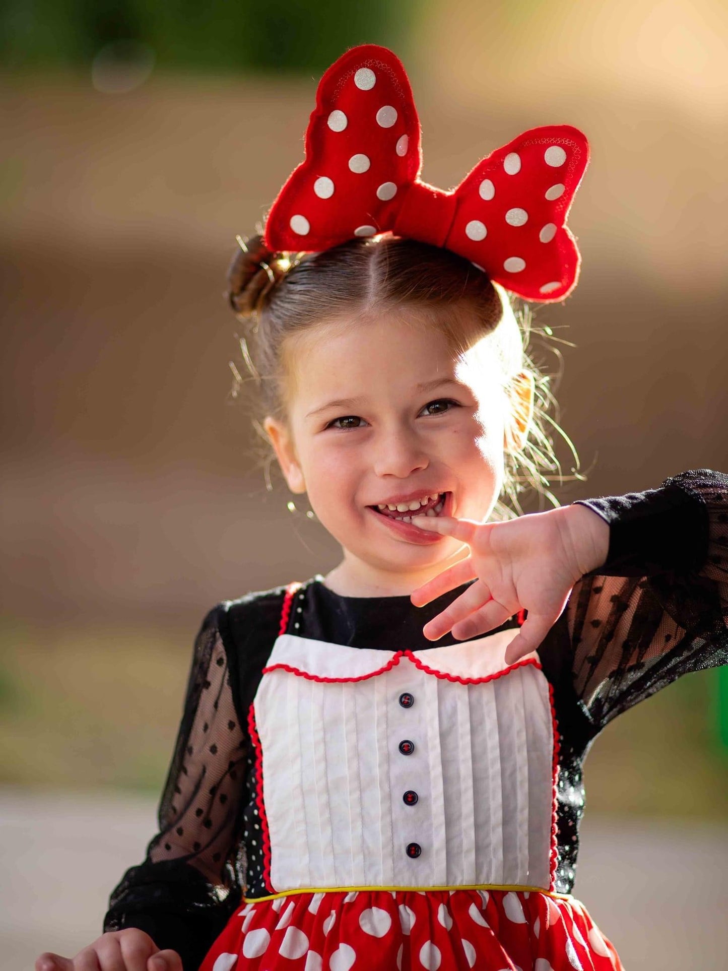 Big Classic MM Polka Dot Bow