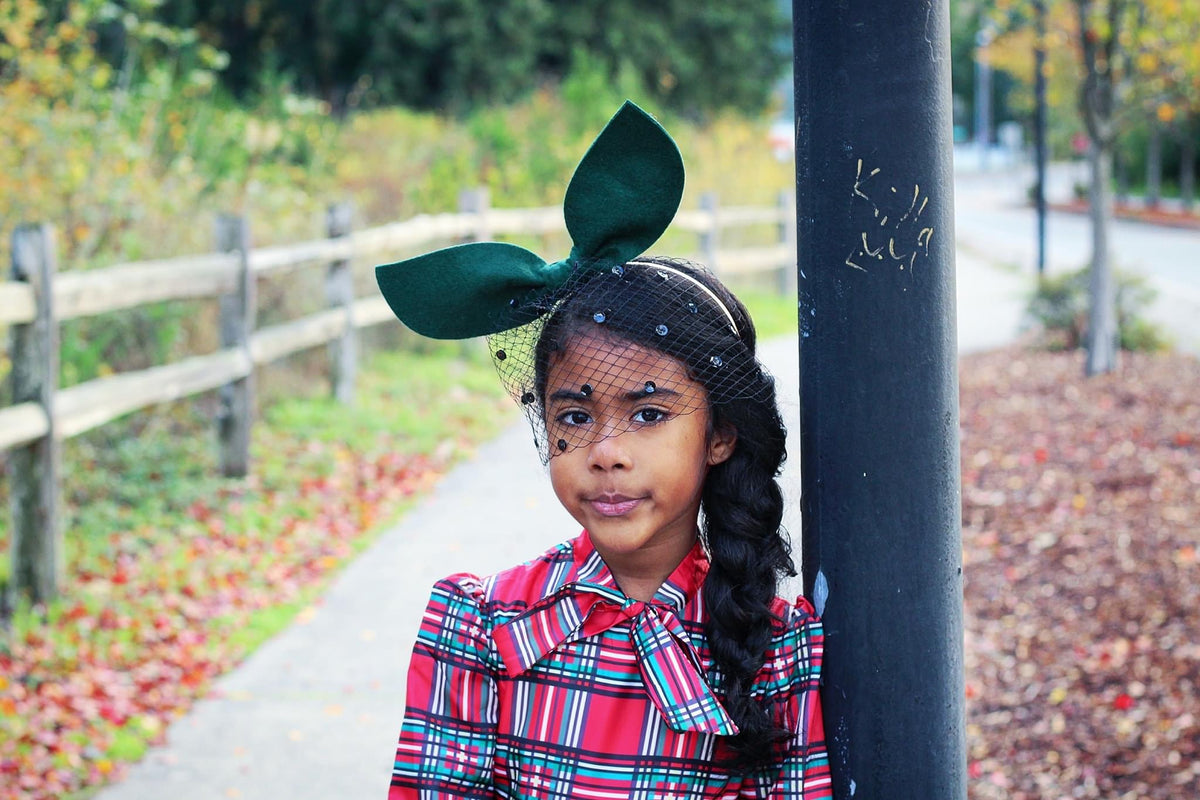 Holiday Green Side Bow Fascinator