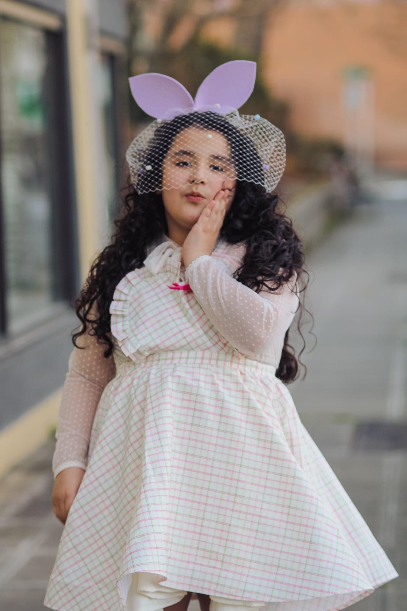 Oversize Statement Bow Piece