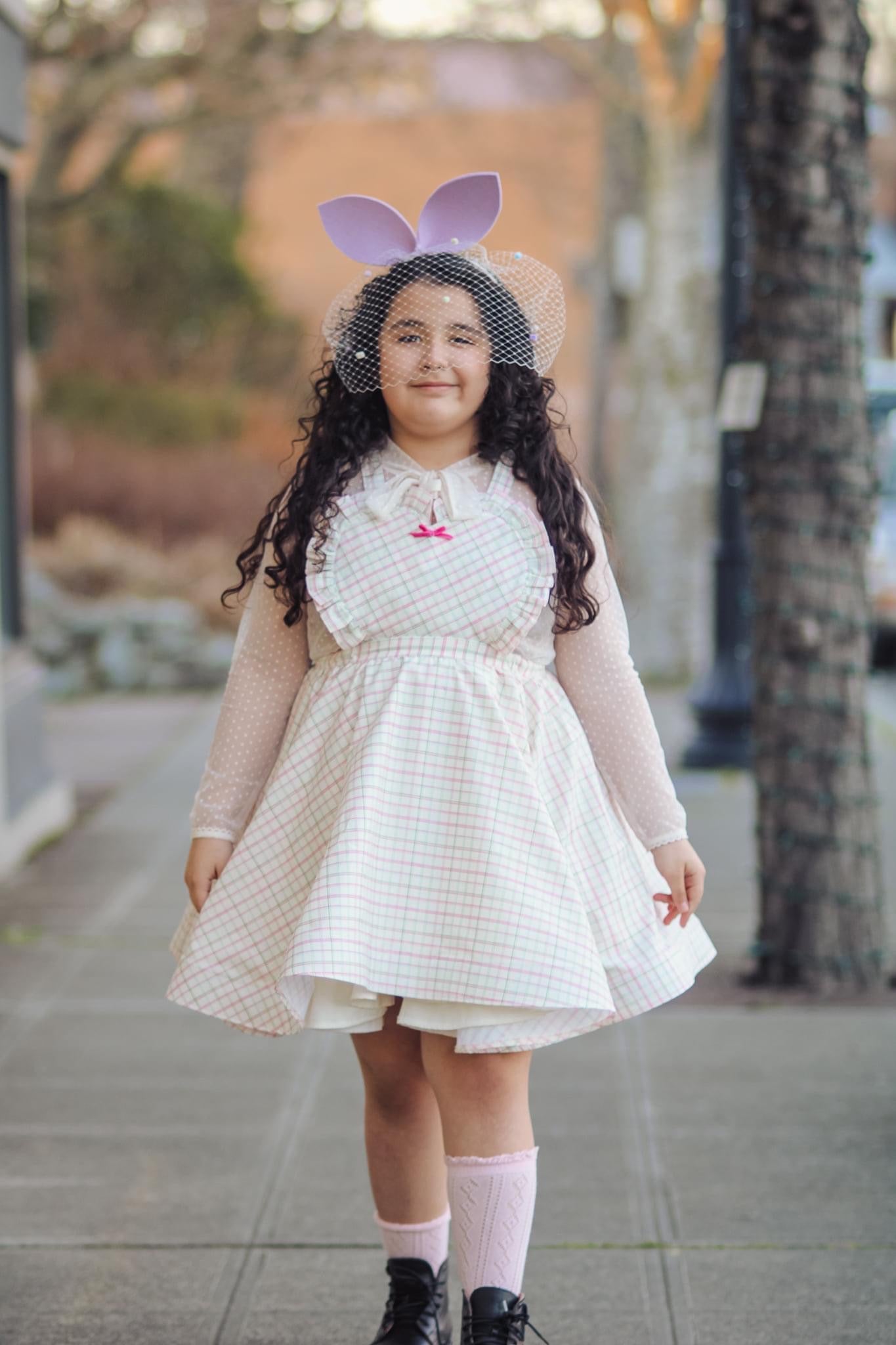 Oversize Statement Bow Piece