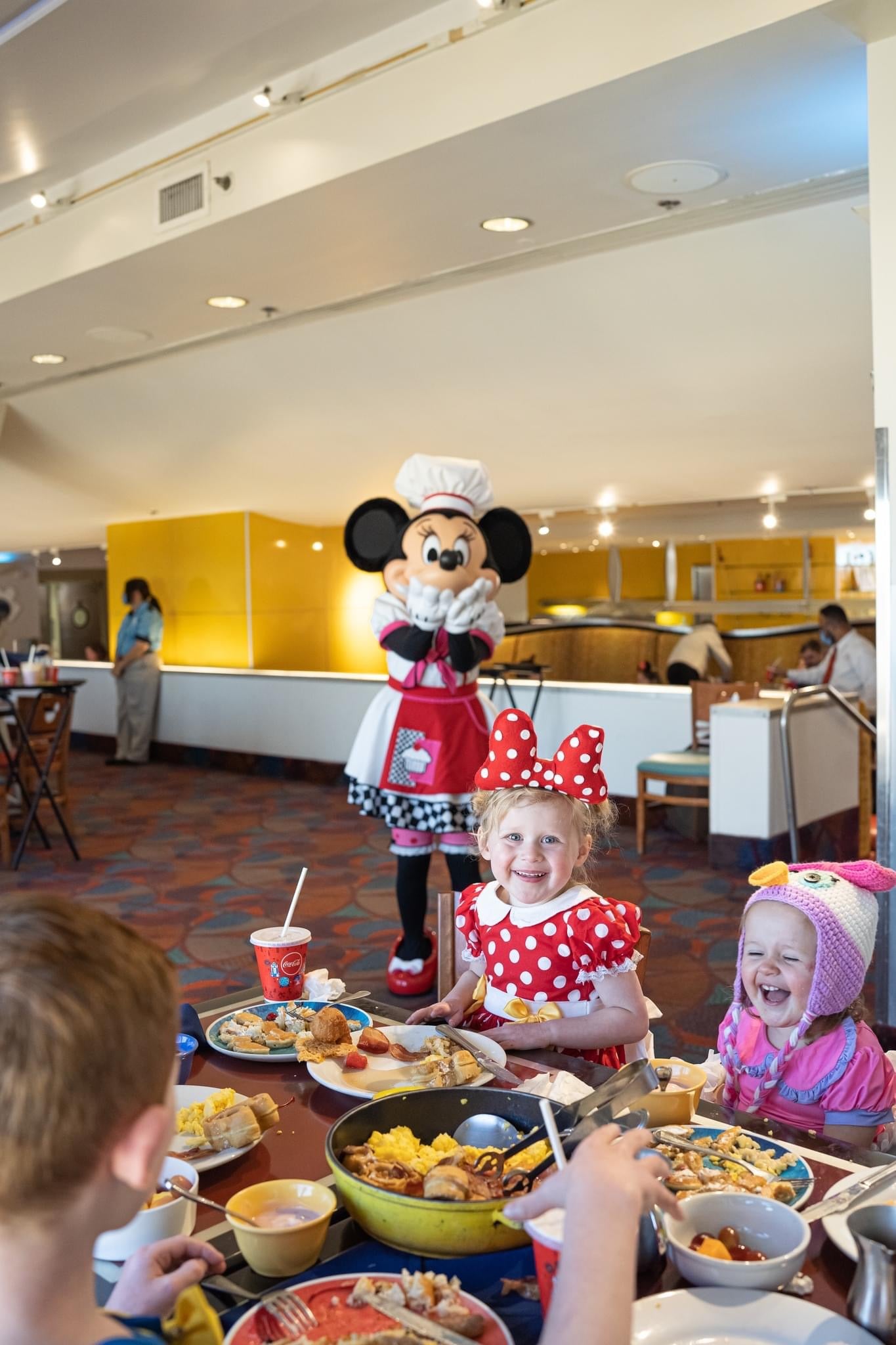 Big Classic MM Polka Dot Bow