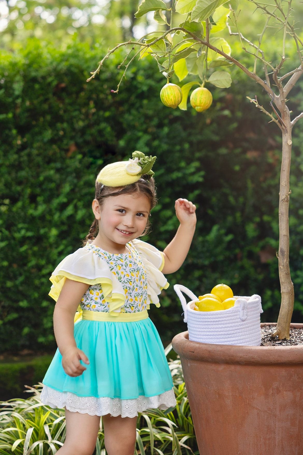 Whole Lemon Side Fascinator
