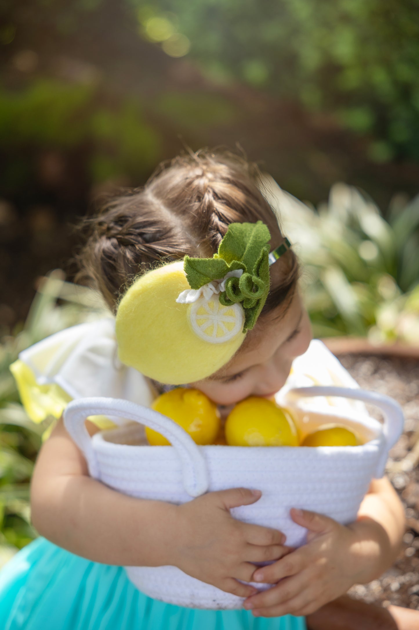 Whole Lemon Side Fascinator