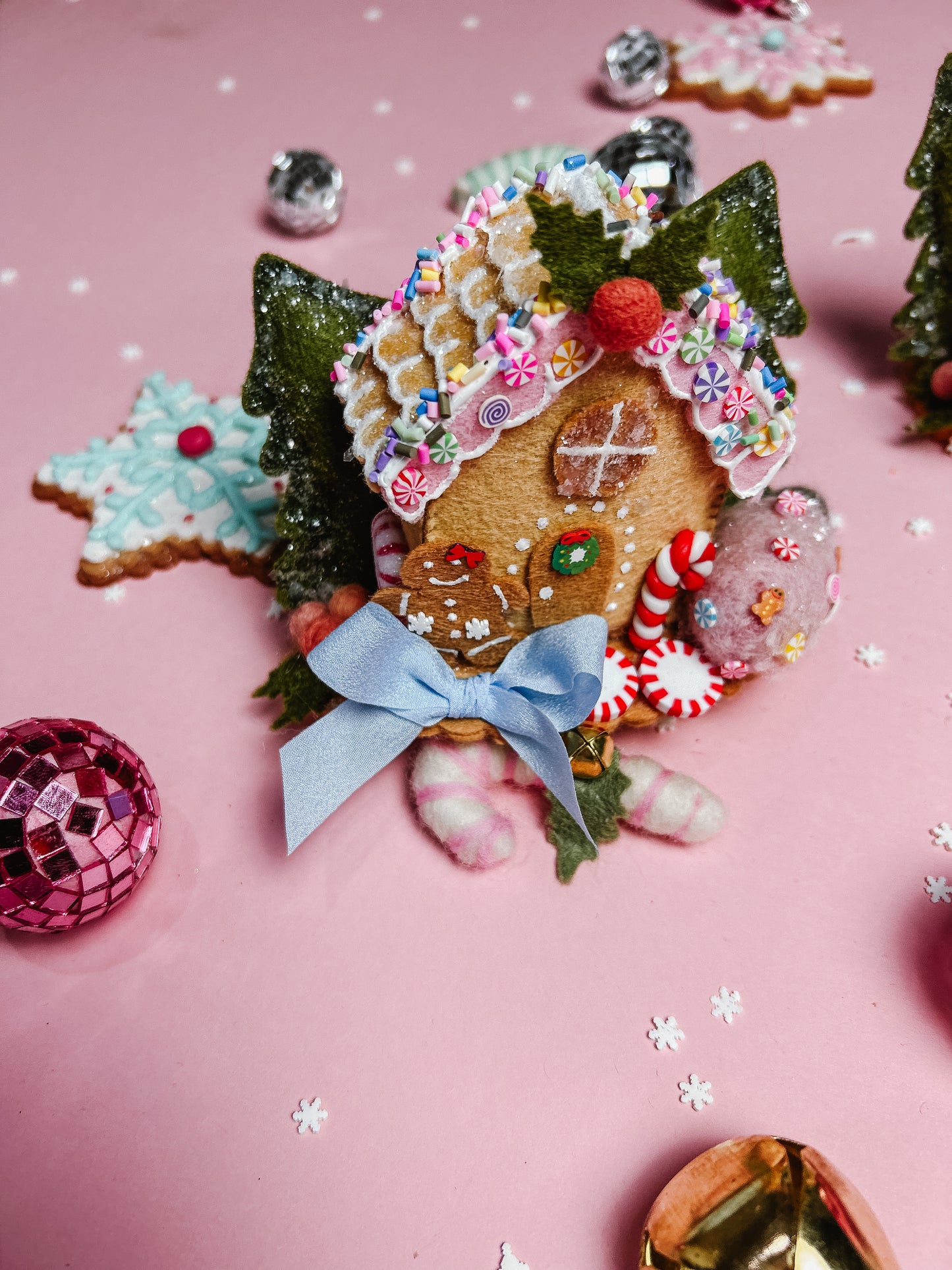 Little Gingerbread House  Side Fascinator