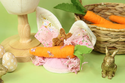 The Carrot Fascinator