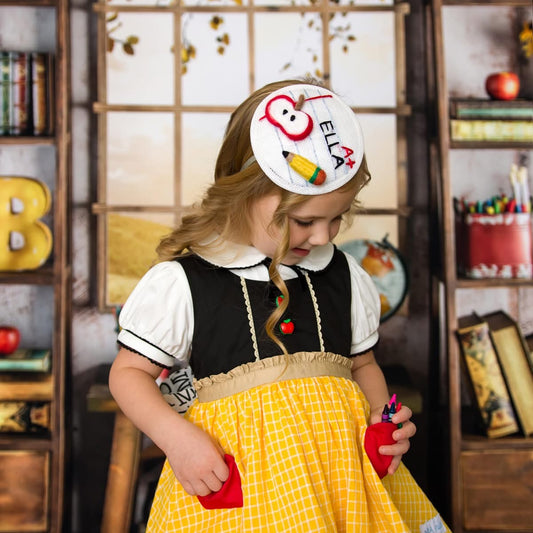 M2M mía Miel Hat 5 letters.