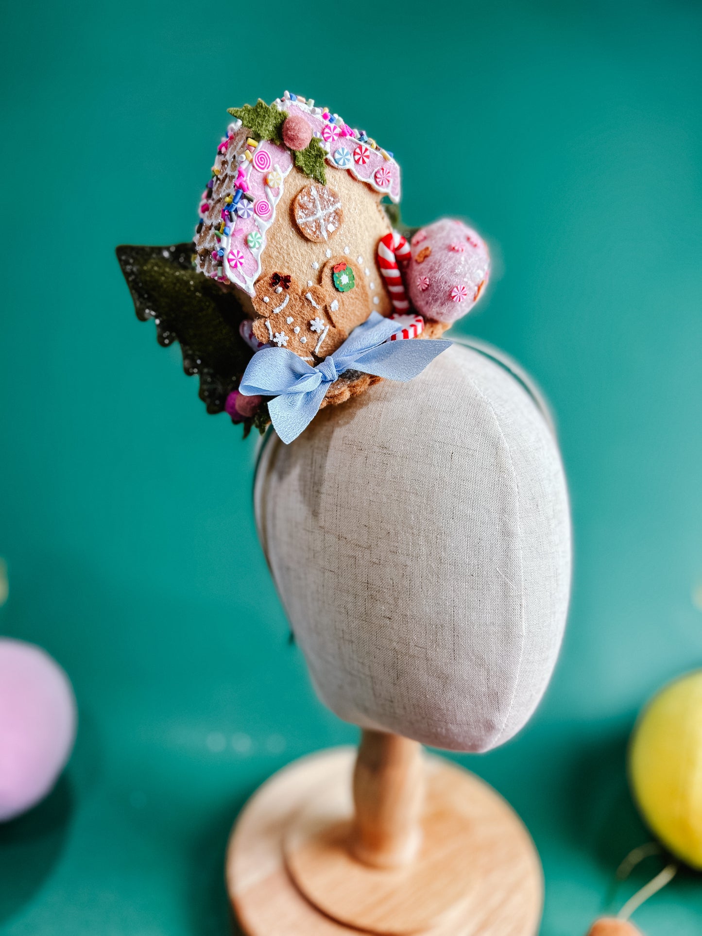 Little Gingerbread House  Side Fascinator