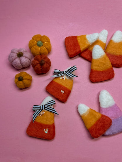 Felted Candy Corn Piggy Set