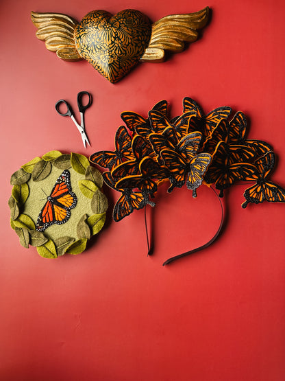 Monarca side fascinator Fascinator