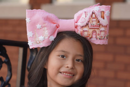 Gingerbread House pnk bow