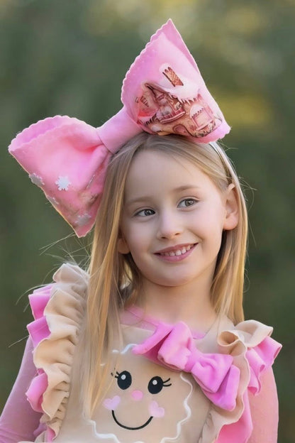 Gingerbread House pnk bow