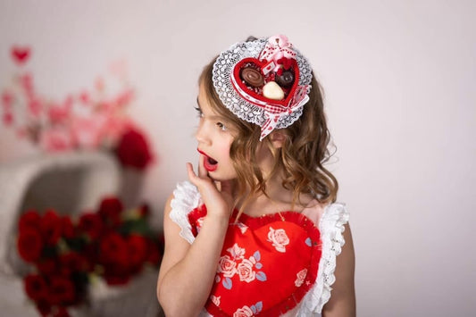 Chocolatee Box Fascinator