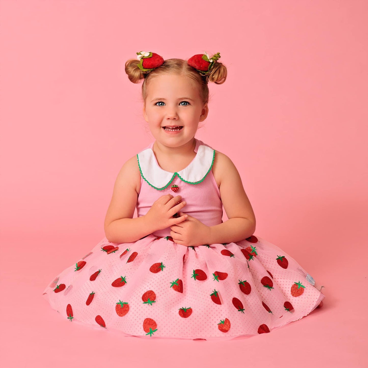 Strawberry Set With Flower Clip