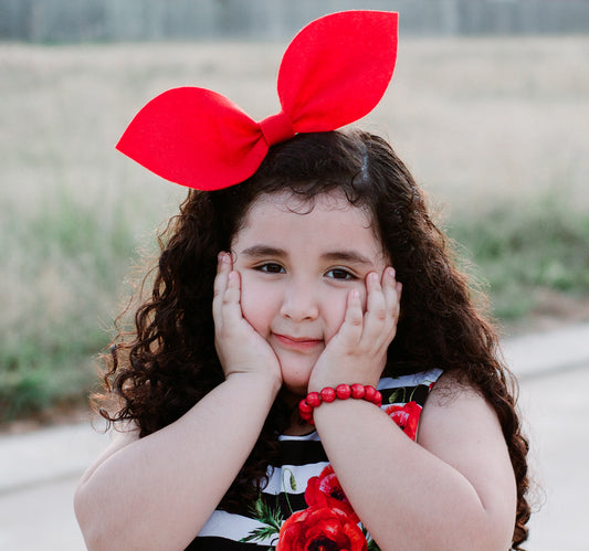 Olivia  Small Fascinator Bow