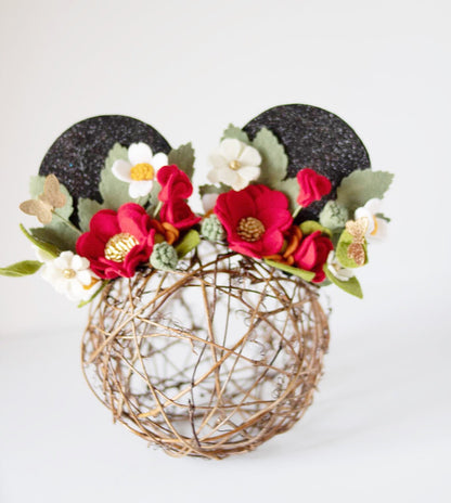 Inspired Mouse Ears Clips/fantasy/feltflowers/mouseears/birthday party/playroom/cosplay/costume/earcrowns