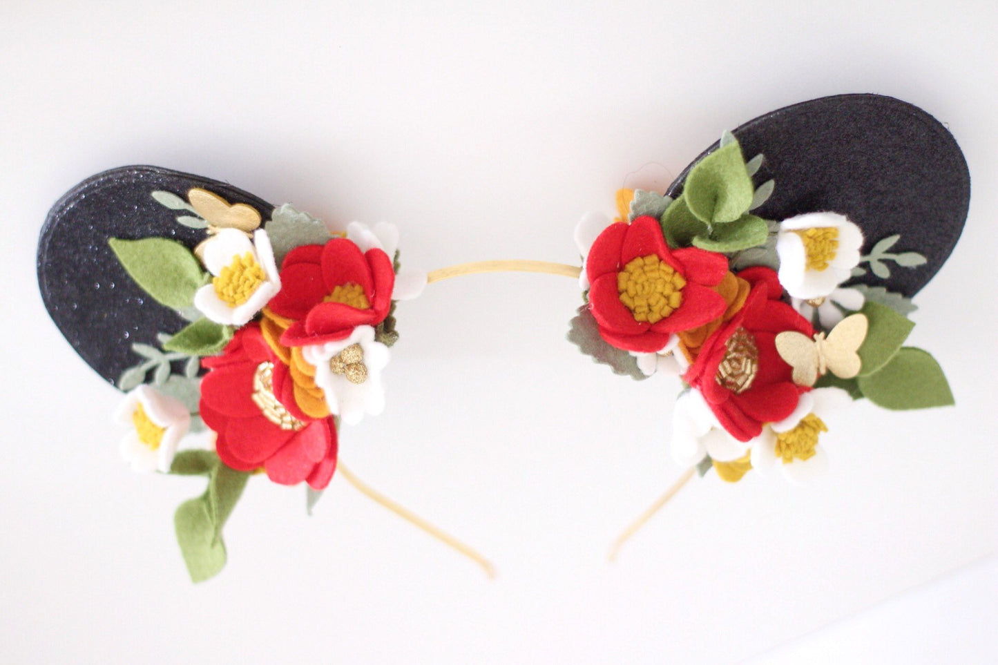 Mouse Ears inspired Party set /felt flowers/magical/flower/birthday/party/headbands/minnimouse/minnieears/minnieparty