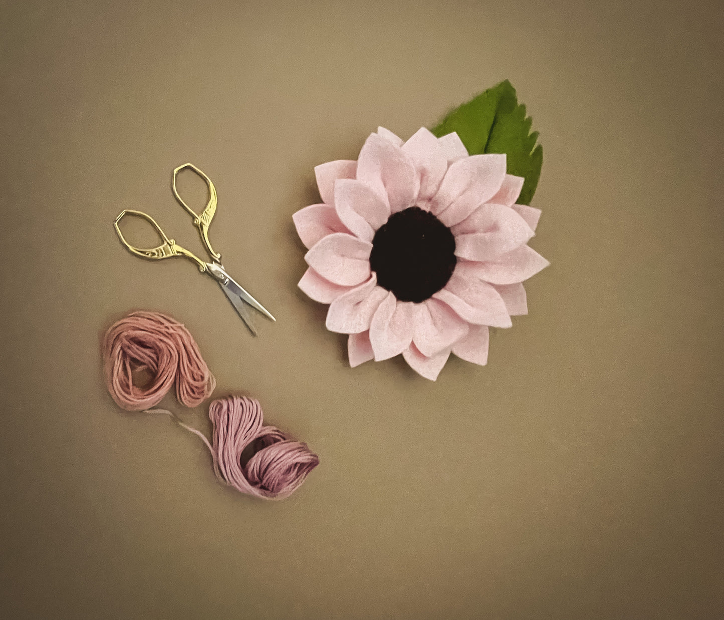 Hinata Pink Sunflower Single
