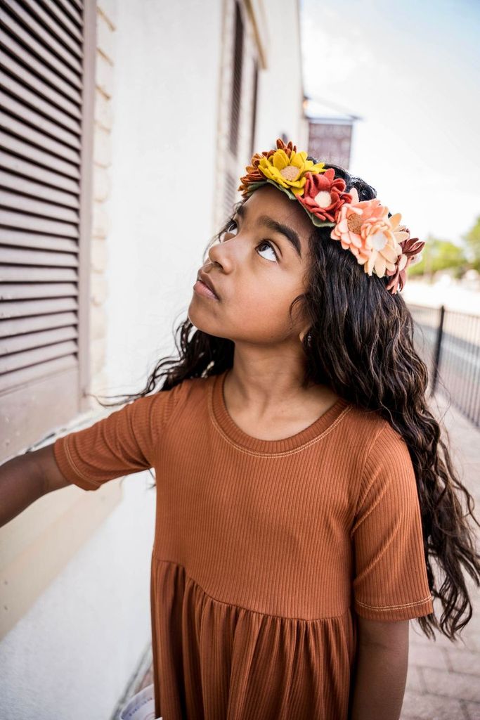 Fall Groovy Crown