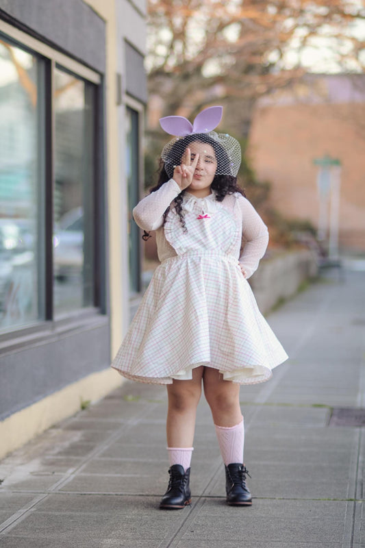 Oversize Statement Bow Piece