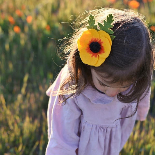 Golden California Poppy clip