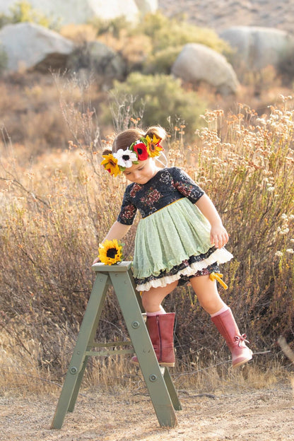 Harpalium Sunflower & Poppies Halo