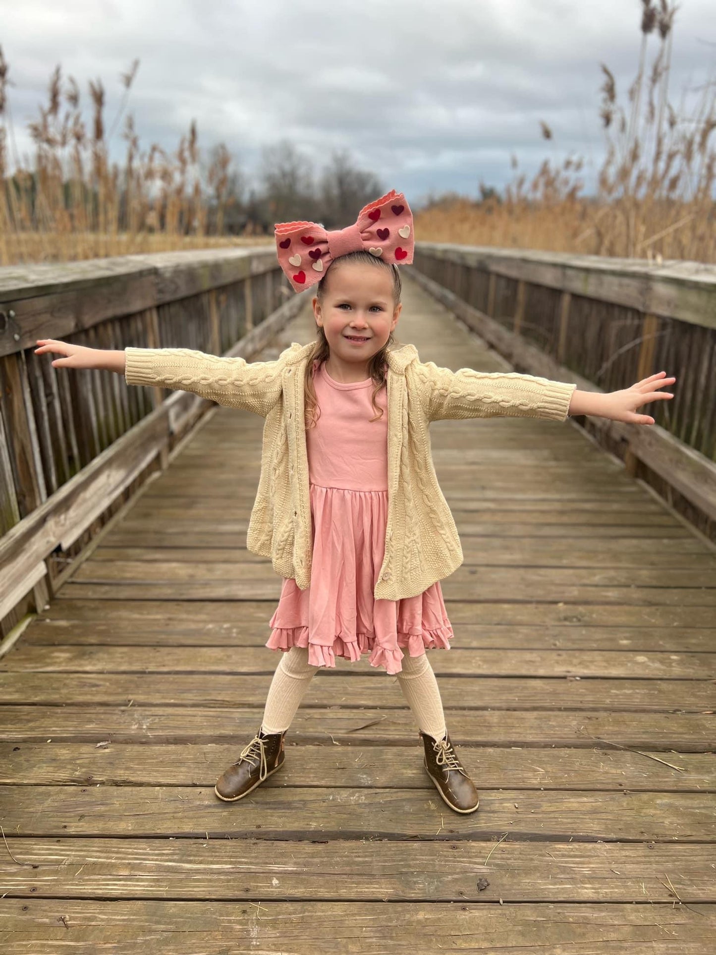 Be Mine Oversize Bow Band