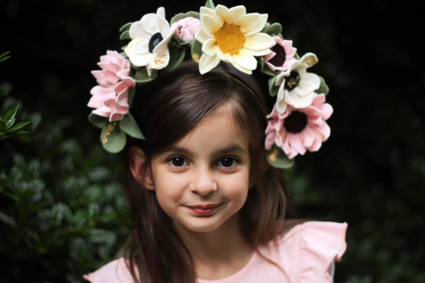 Girasol Sunflower& Anemones Floating Halo